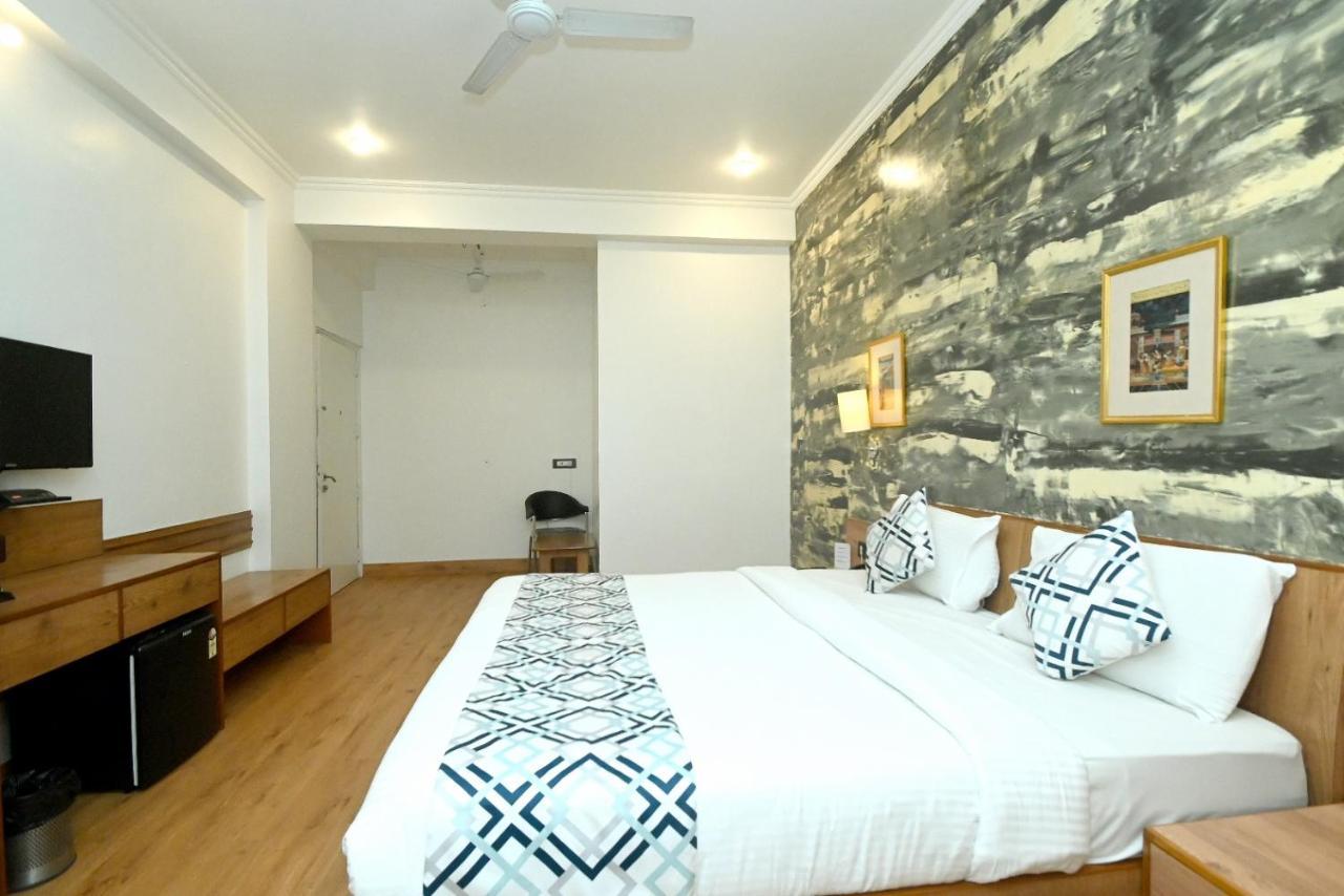 Hotel Yulia- Le Amour Inn Jaipur Extérieur photo