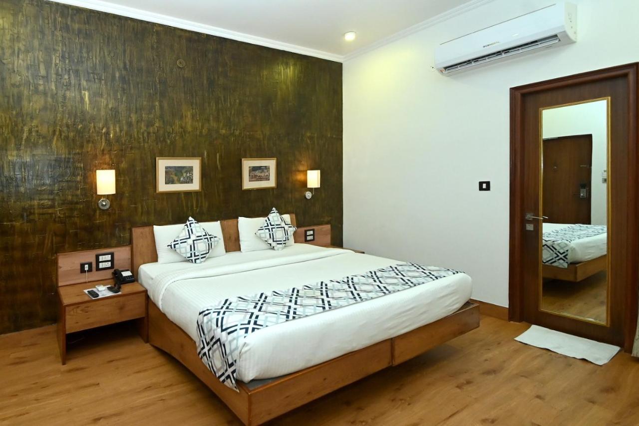 Hotel Yulia- Le Amour Inn Jaipur Extérieur photo