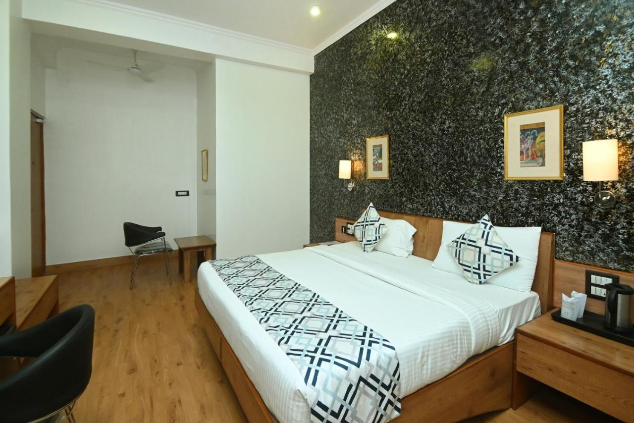 Hotel Yulia- Le Amour Inn Jaipur Extérieur photo