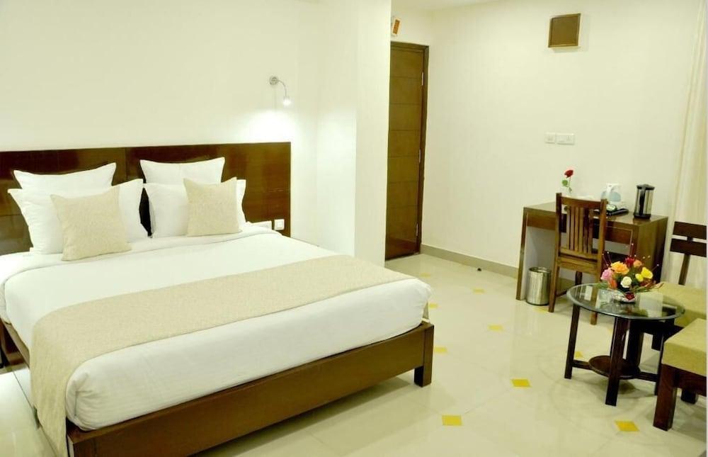 Hotel Yulia- Le Amour Inn Jaipur Extérieur photo
