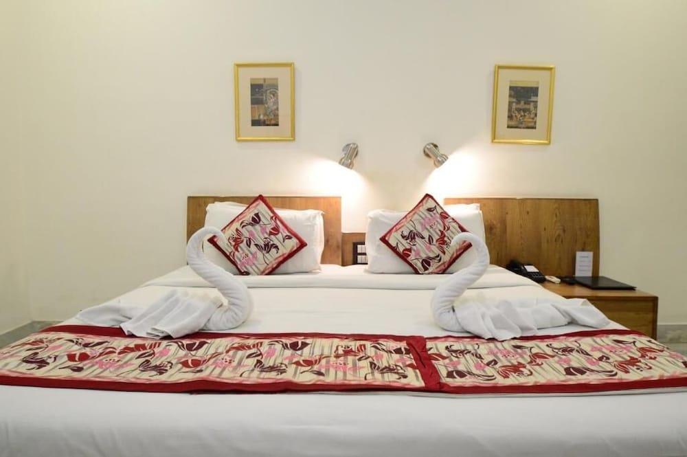 Hotel Yulia- Le Amour Inn Jaipur Extérieur photo