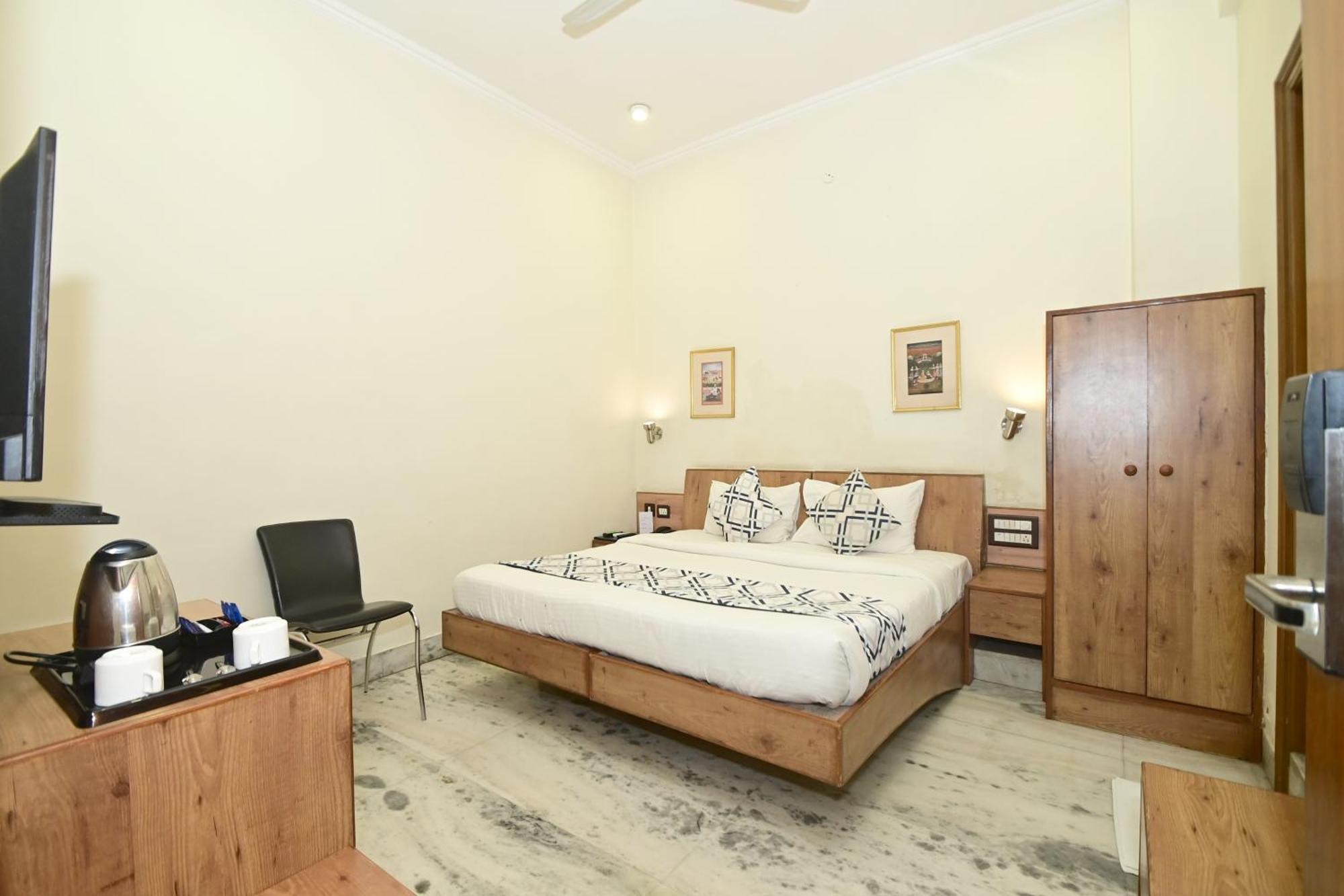 Hotel Yulia- Le Amour Inn Jaipur Extérieur photo