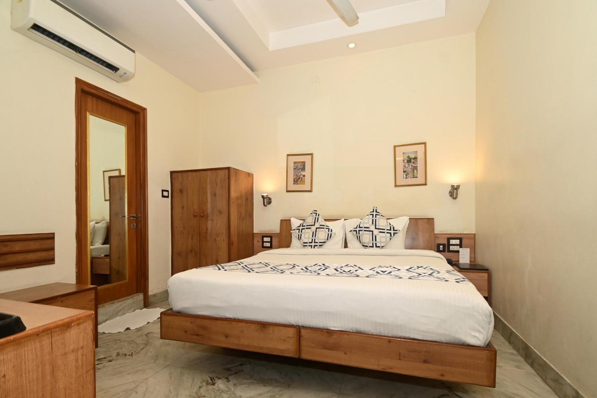 Hotel Yulia- Le Amour Inn Jaipur Extérieur photo
